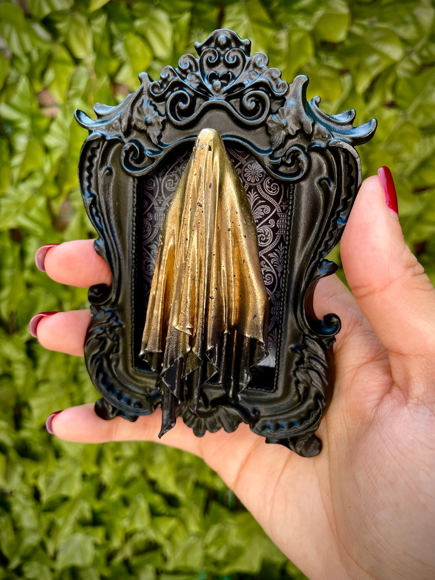 Framed Ghoul: Gold + Black Gradient