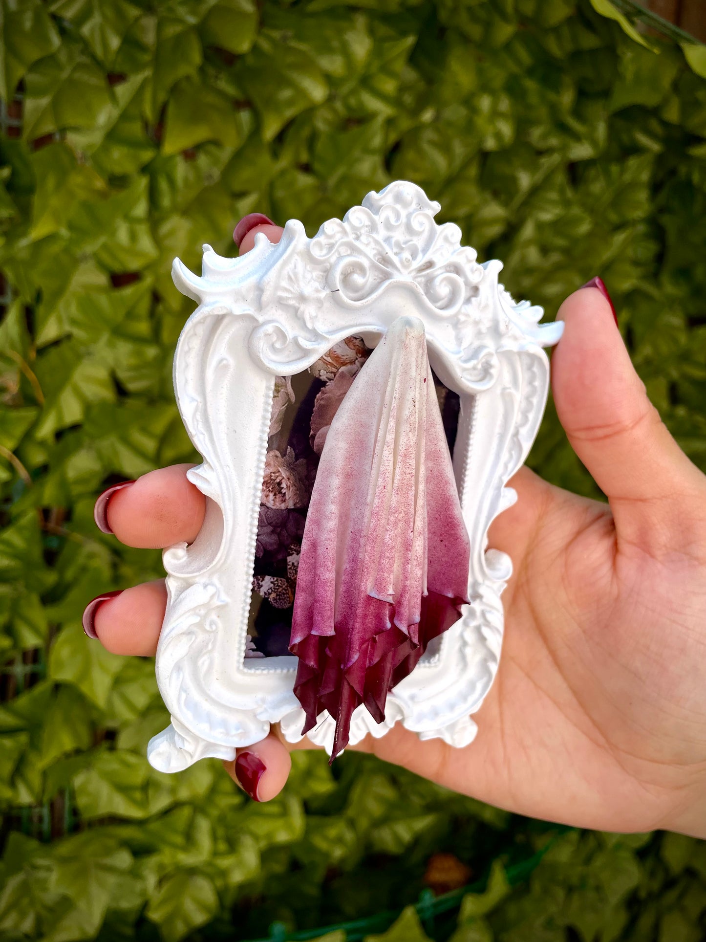 Framed Ghoul: White + Purple Gradient