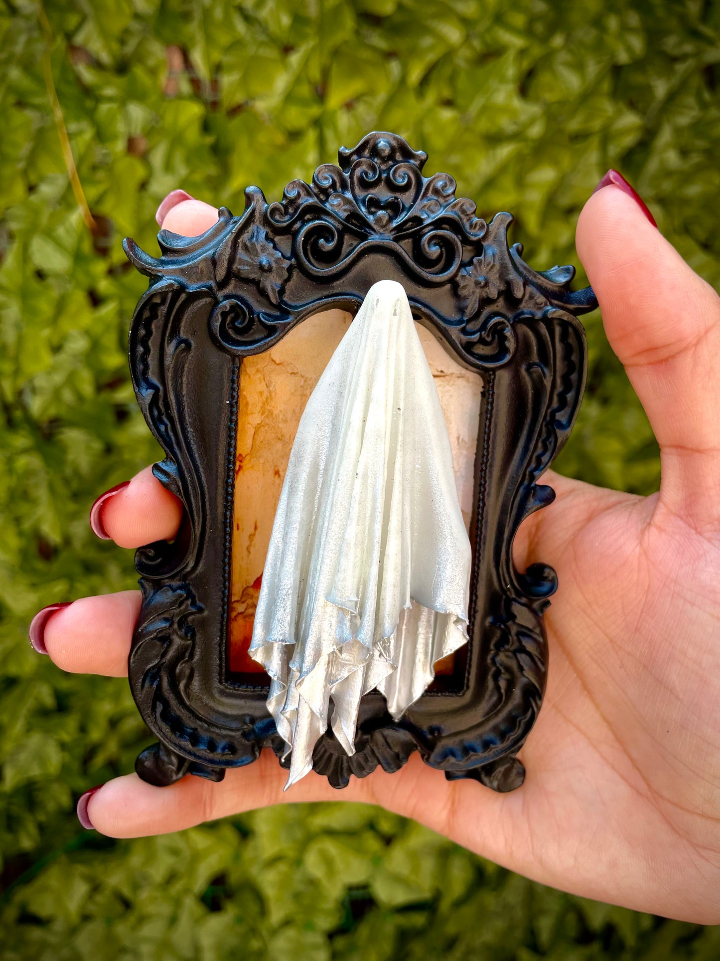 Framed Ghoul: White + Silver Gradient