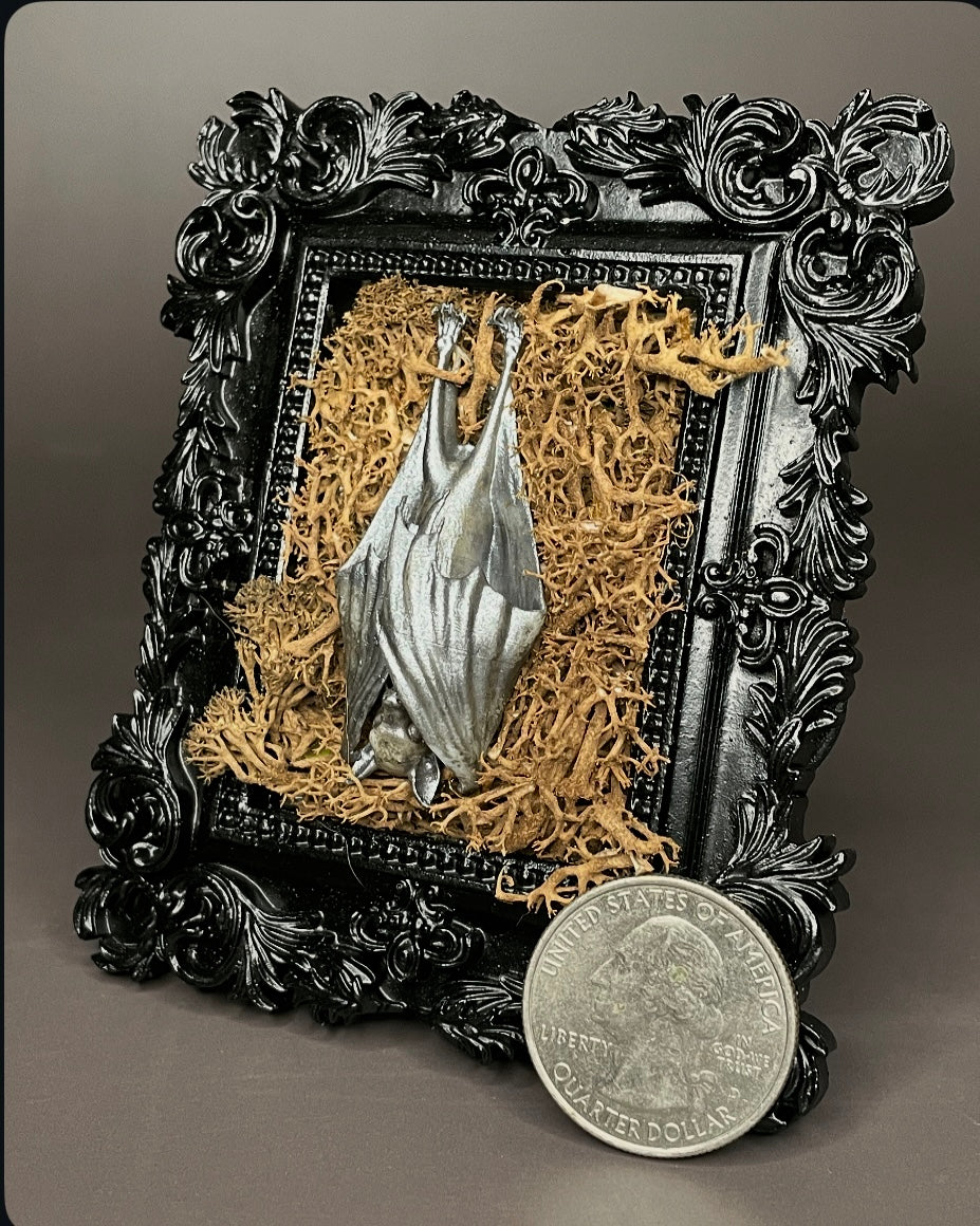 Framed Bat: Silver, Brown Moss (Mini)