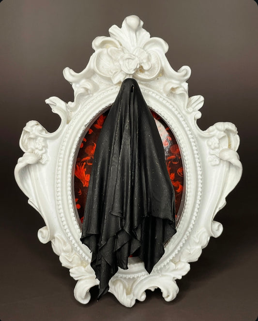 Framed Ghoul: Black, Red Background