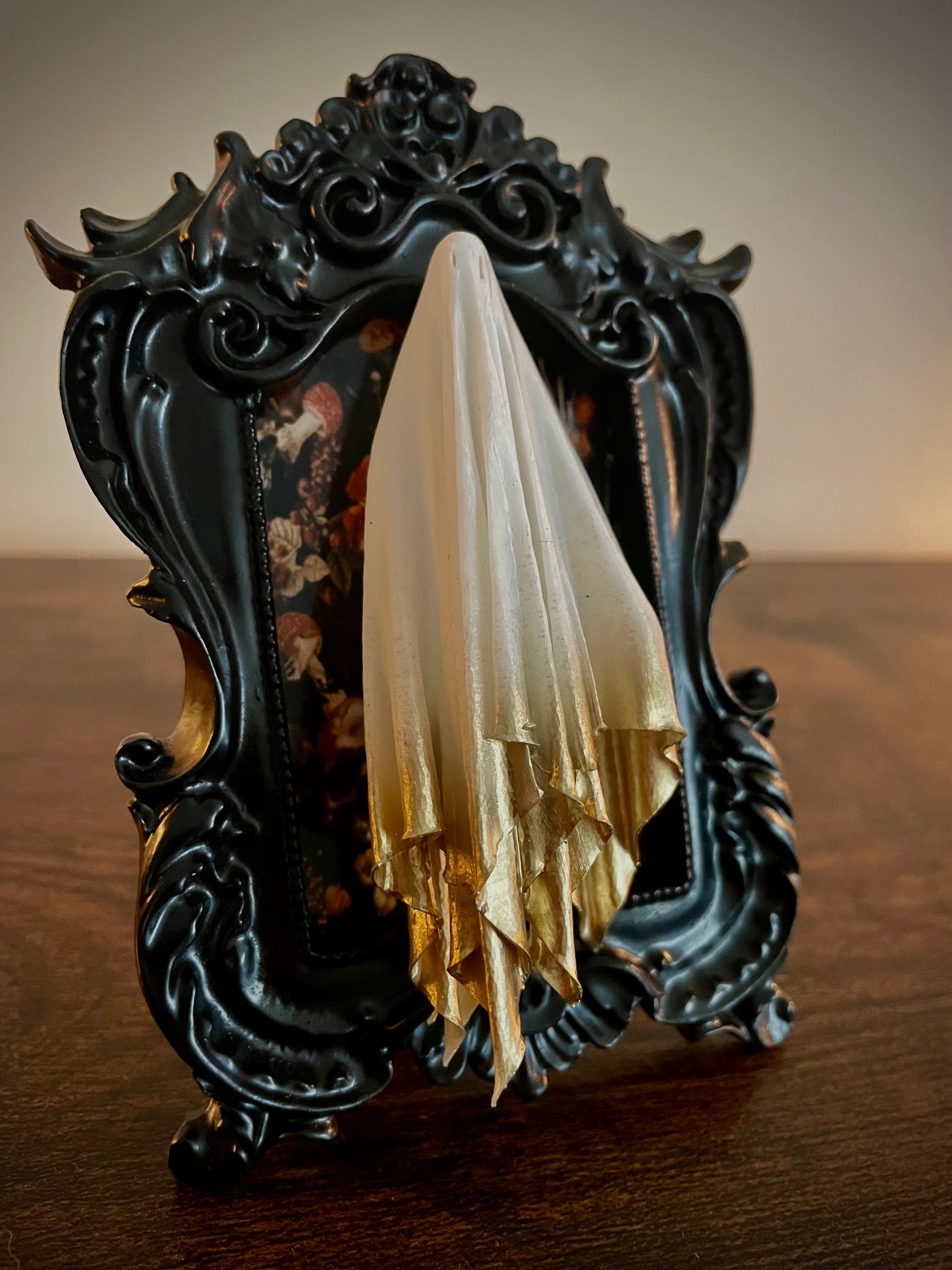 Framed Ghoul: White + Gold Gradient